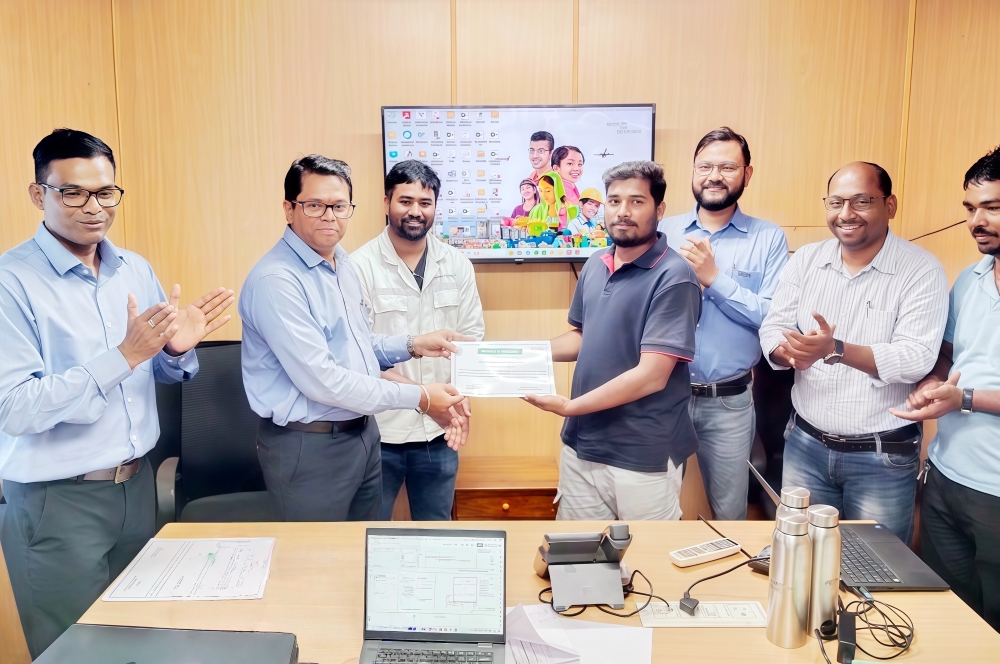 125噸MHC設(shè)備海外調(diào)試圓滿完成 GENMA品牌印度團(tuán)隊(duì)專業(yè)服務(wù)贏得客戶表彰(圖1) 125噸MHC設(shè)備海外調(diào)試圓滿完成 GENMA品牌印度團(tuán)隊(duì)專業(yè)服務(wù)贏得客戶表彰(圖1)