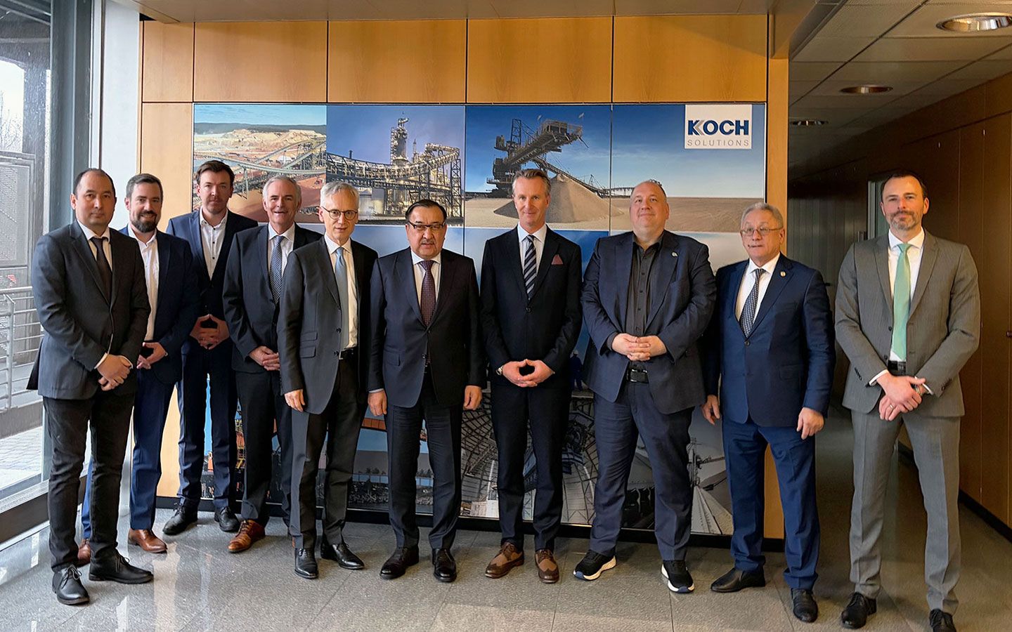 哈薩克斯坦大使訪問德國(guó)KOCH公司，共商可持續(xù)原材料合作新路徑(圖1)