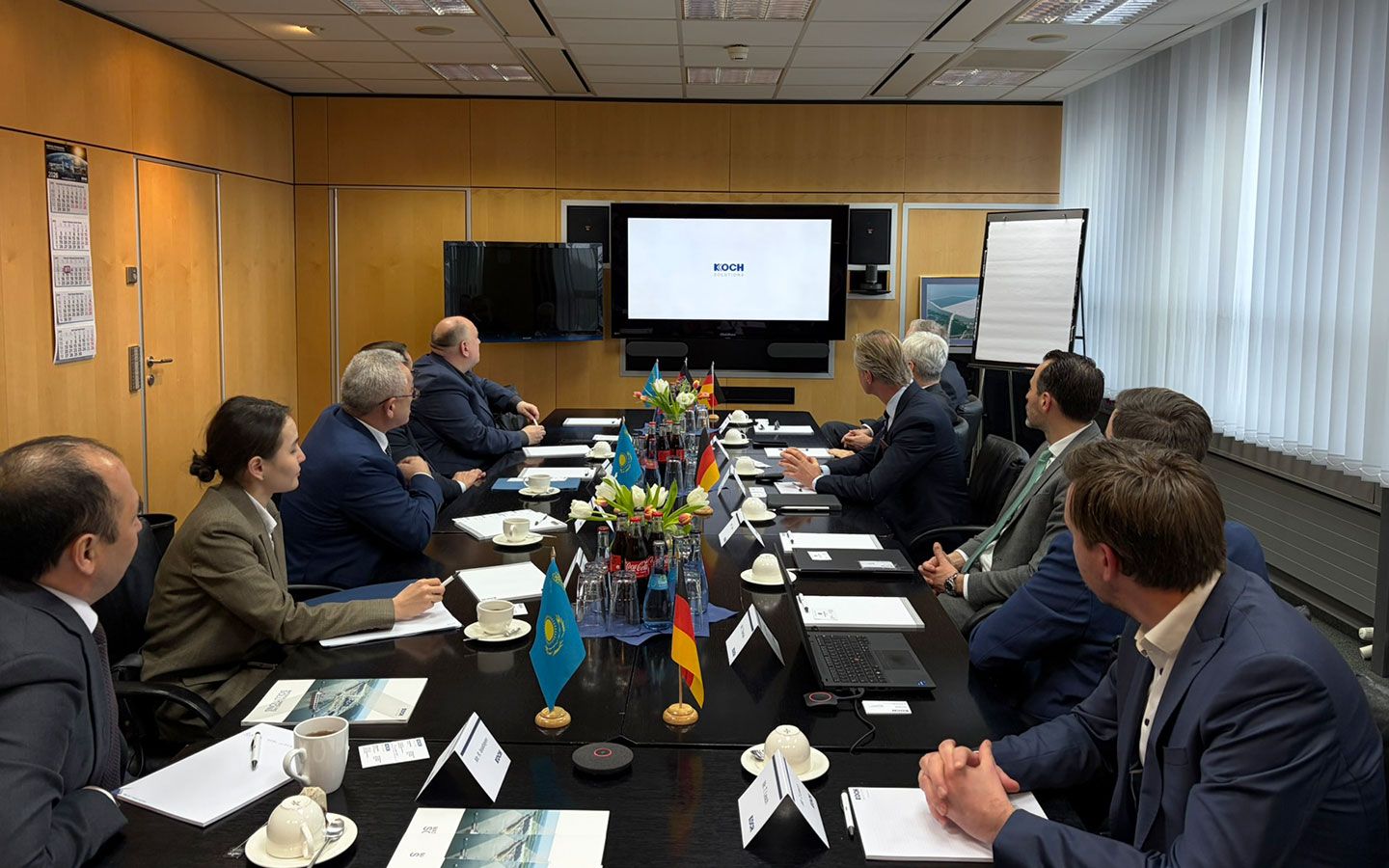 哈薩克斯坦大使訪問德國(guó)KOCH公司，共商可持續(xù)原材料合作新路徑(圖3)